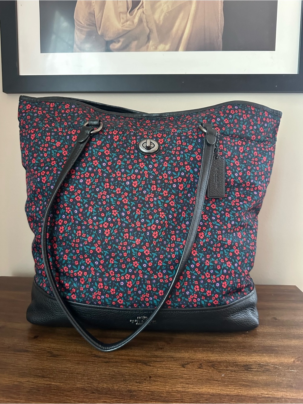 Coach Ranch Floral Tote - Picture 3 of 11